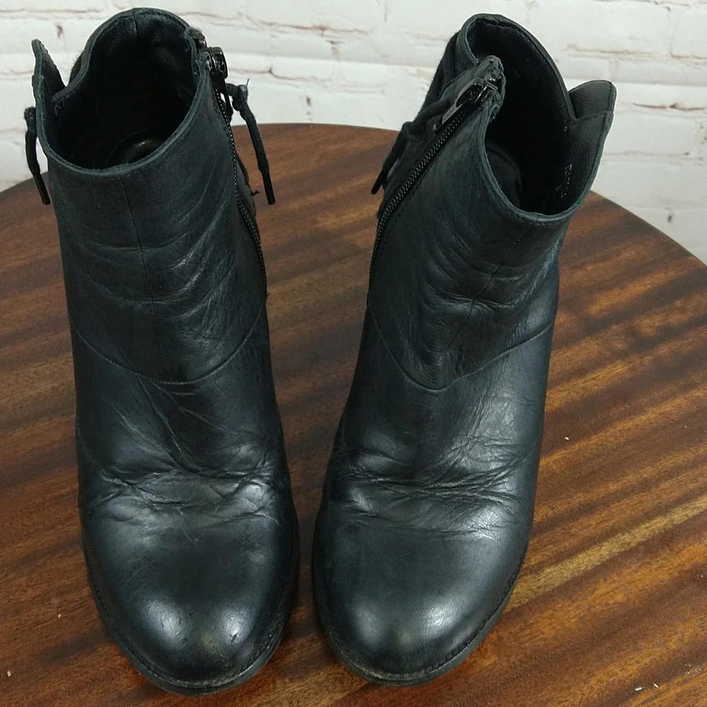 Steve Madden Black Leather Ankle Boots